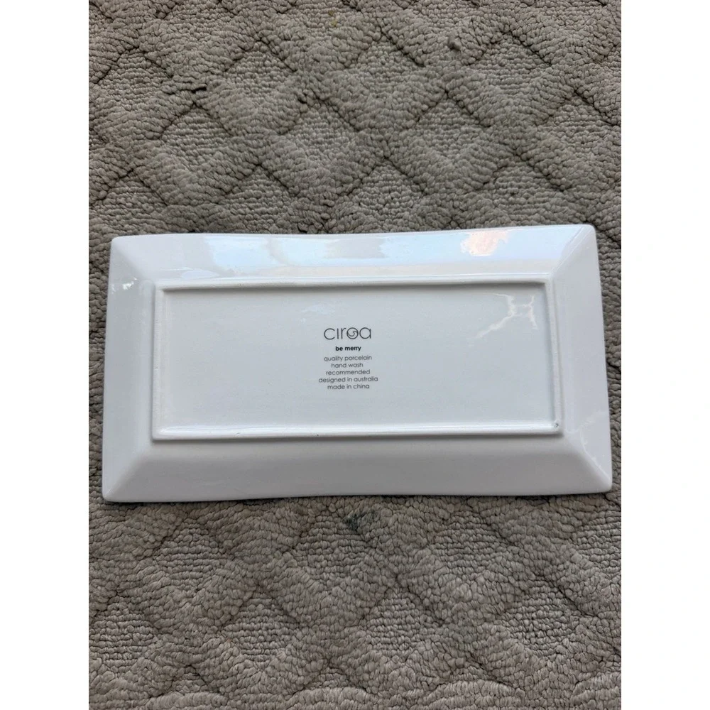 Ciroa BE MERRY (PLATINUM) Salad Plate/Rectangle Serving Plate